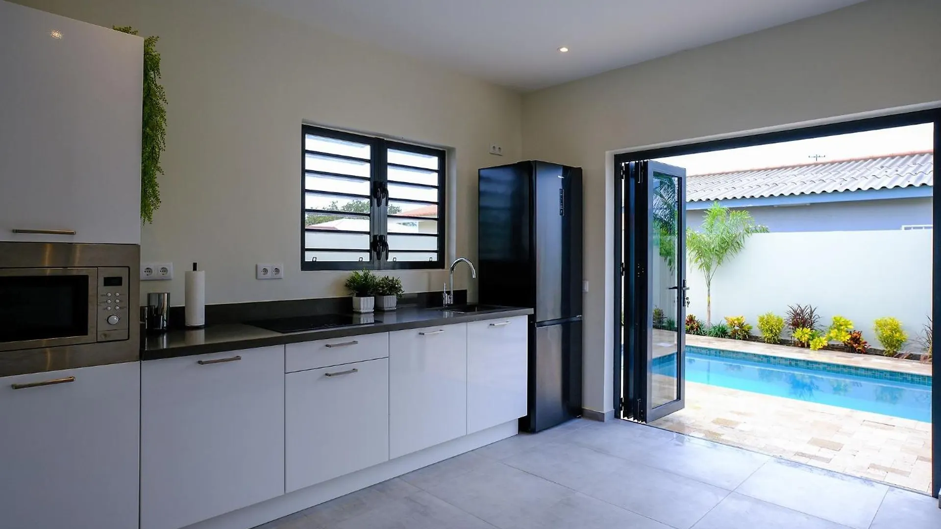 Great Location - Newly Built And Beautiful Home Willemstad Curacao