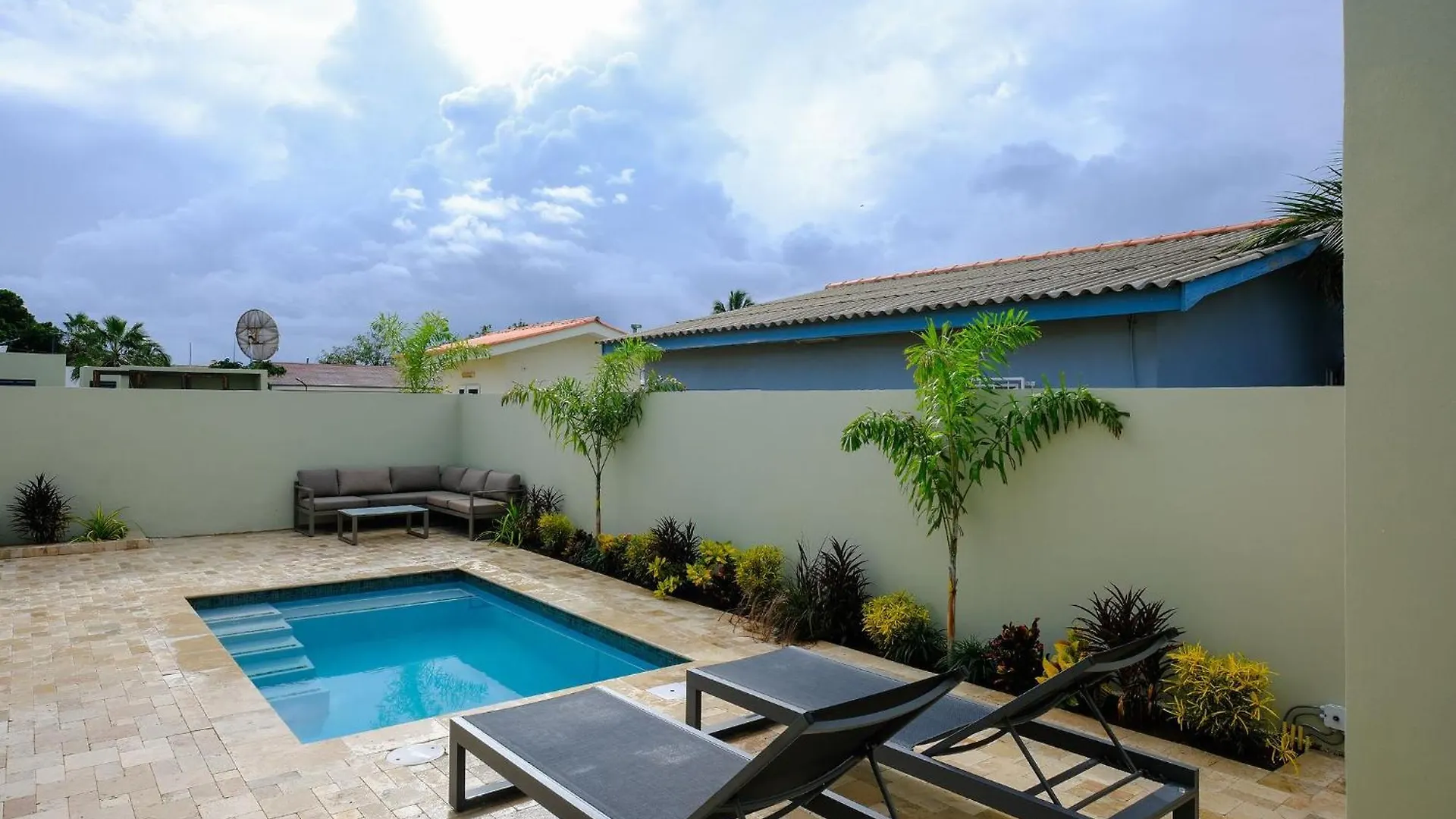 Great Location - Newly Built And Beautiful Home Willemstad Holiday home